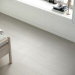 White Kalmar (Blanc) 8mm Panele Podłogowe 2.065m2 Finfloor - Image 4